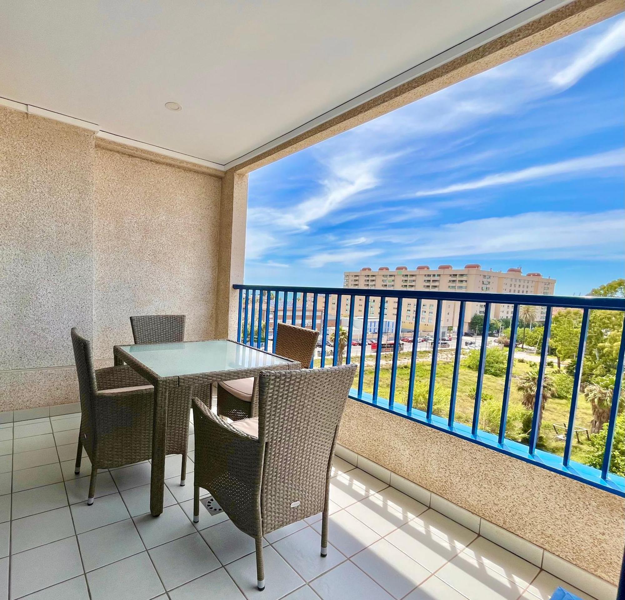 Blue Apartment+oceanview+private Parking Appartement *